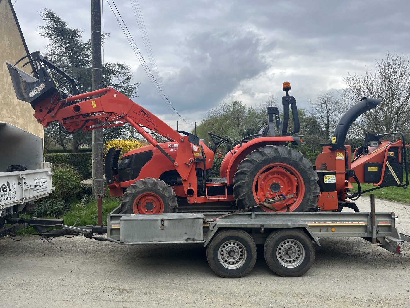Broyeur sur tracteur Buet Environnement en accès difficile